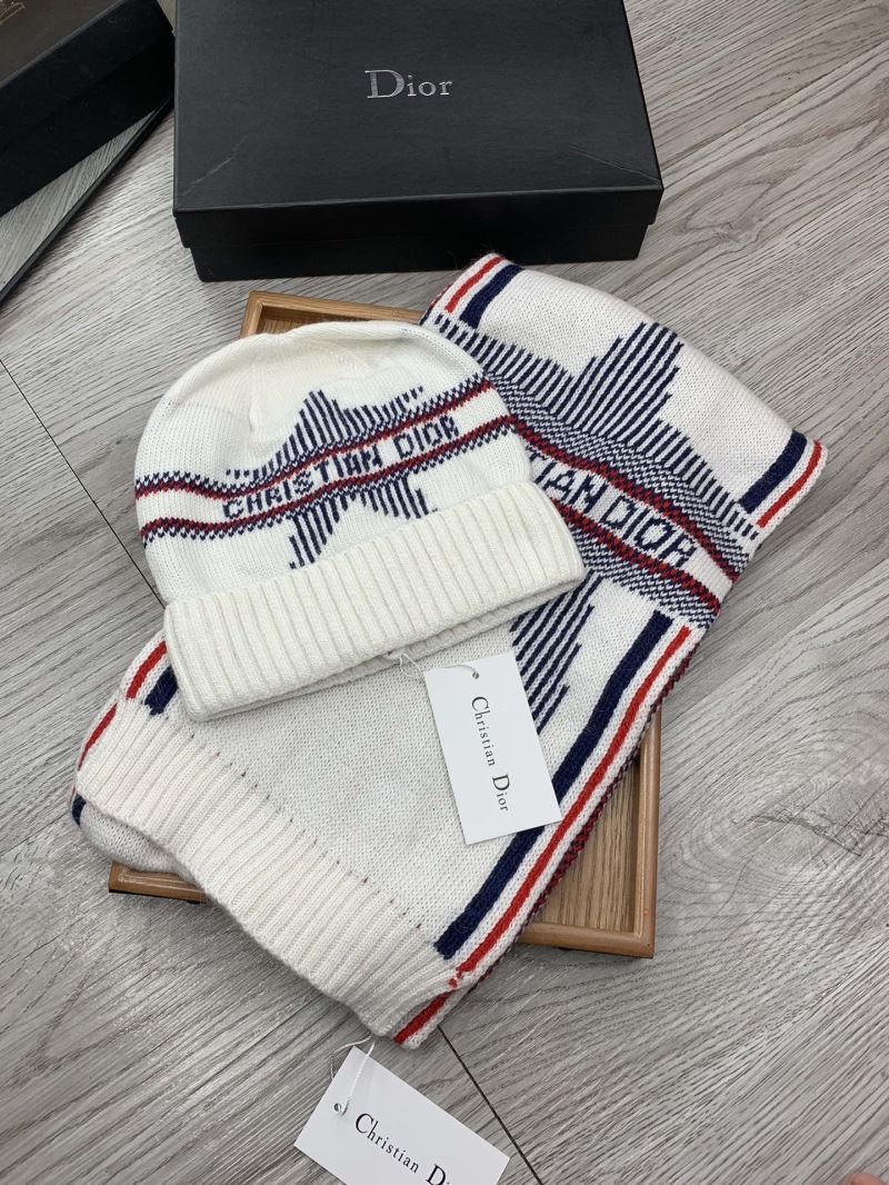 Christian Dior Caps Scarfs